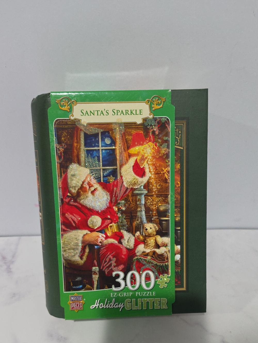 Santa's Sparkle 300-Piece Puzzle Never Open
